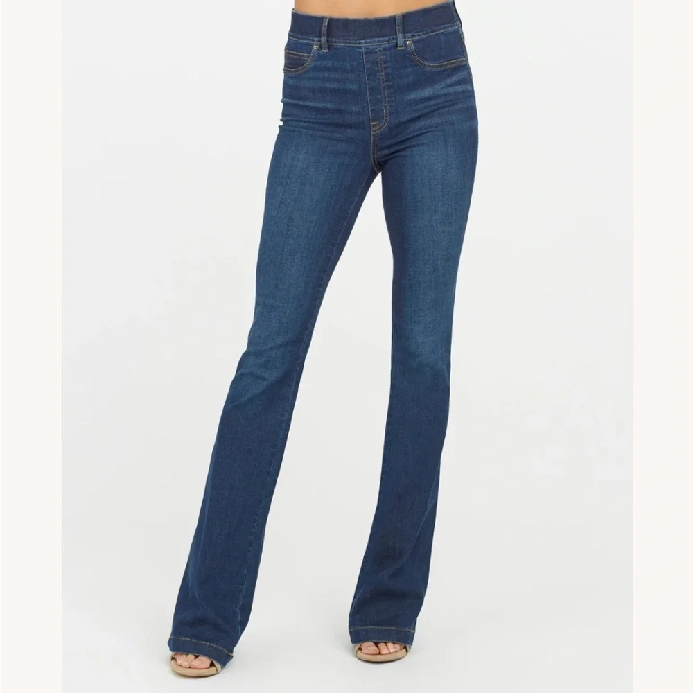 Spanx Size Large Midnight Shade Flare Wide Leg Jeans Pull On Stretch Comfort - Picture 1 of 6